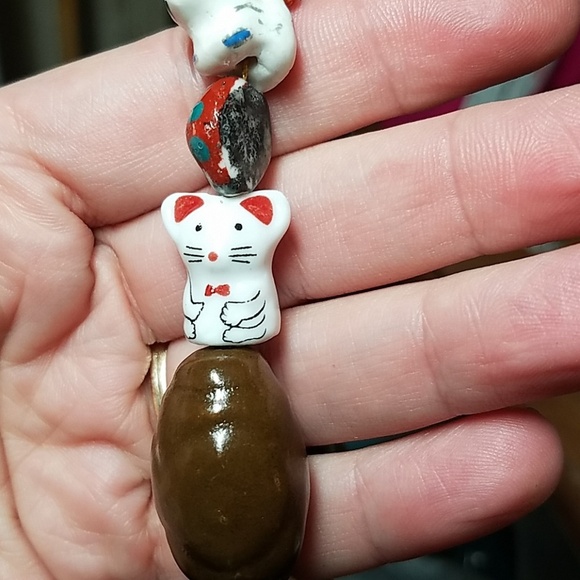 Brown & White Cat Dog Flower Ceramic Stretch 10" - Picture 1 of 4